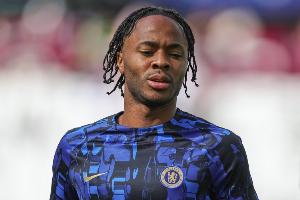 记者：斯特林未与贝西克塔斯谈判，他无意去土耳其踢球