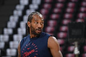 美记：有些队会在规则边缘小规模试探 像小卡这么夸张还是头一次