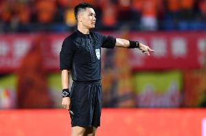 鲁超揭幕战今晚打响 国际级裁判沈寅豪将担任本场比赛主裁判