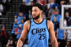 若现在退役也不愁了？16年状元西蒙斯在NBA的薪资总额超过2亿美元