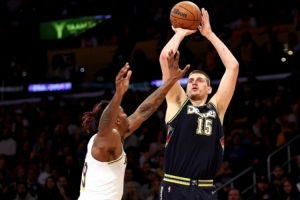 霍华德：现在NBA完全变了 以前大个子不能投篮现在都在投