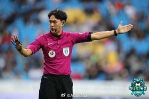 亚冠上海海港vs神户胜利船裁判组确定：系韩国团队 主裁崔玹在