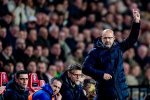 23-24赛季以来埃因霍温禁区外进10球并列最多，对那不勒斯单场3球