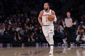 手感一般！布伦森半场10中3&三分5中1拿到12分 另有2板3助