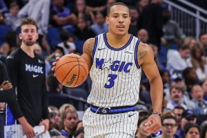 强力补充！贝恩18中7&三分7中3拿到23分 另有4板3助2帽