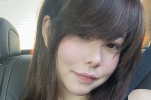 国外解说Mayumi晒照：我已经到上海了