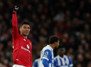 曼联续不续？33岁卡塞米罗传射绝对主力，近30万周薪合同明年到期