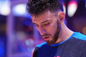 想要证明什么？切特：为别人看法做事是短暂的 只想努力追寻目标