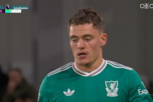 维尔茨第83分钟被换下，9场联赛仍0球0助