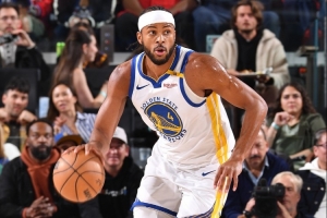 打得不错！穆迪9投3中&三分7中3得9分3板2助1断 正负值+18