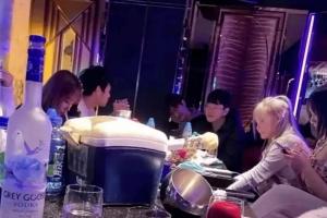 不会还是AA的吧？网友晒出Scout在KTV图片 疑似量贩朋友聚会