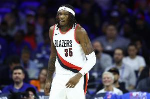 赛季首秀！斯普利特：罗威今日比赛中有出场时间限制