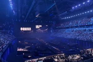 媒体人：决赛场馆弄了地形效果 挺精致但跟体育场可能还是没法比