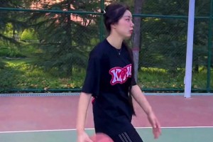 小姐姐这个麻花辫很容易让人轻敌啊！