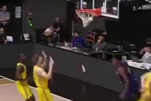 2011年出生！这是去年12岁达博内的打球画风，看傻眼了