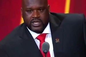 名场面！奥尼尔名人堂调侃姚明！大鲨鱼：姚明竟然会说英文？