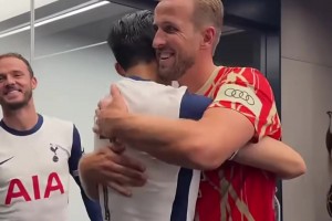 拥抱致意！当孙兴慜和凯恩再次相见！两人甜蜜地拥抱在了一起！