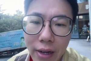 孔祥宇：基德真让弗拉格打1 原以为季前赛玩玩 硬练之路开启了